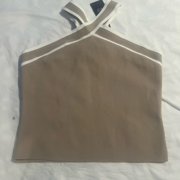 Sincerly Jules Tops - Sincerely Jules Beige Halter Crop Top Size Medium NWT